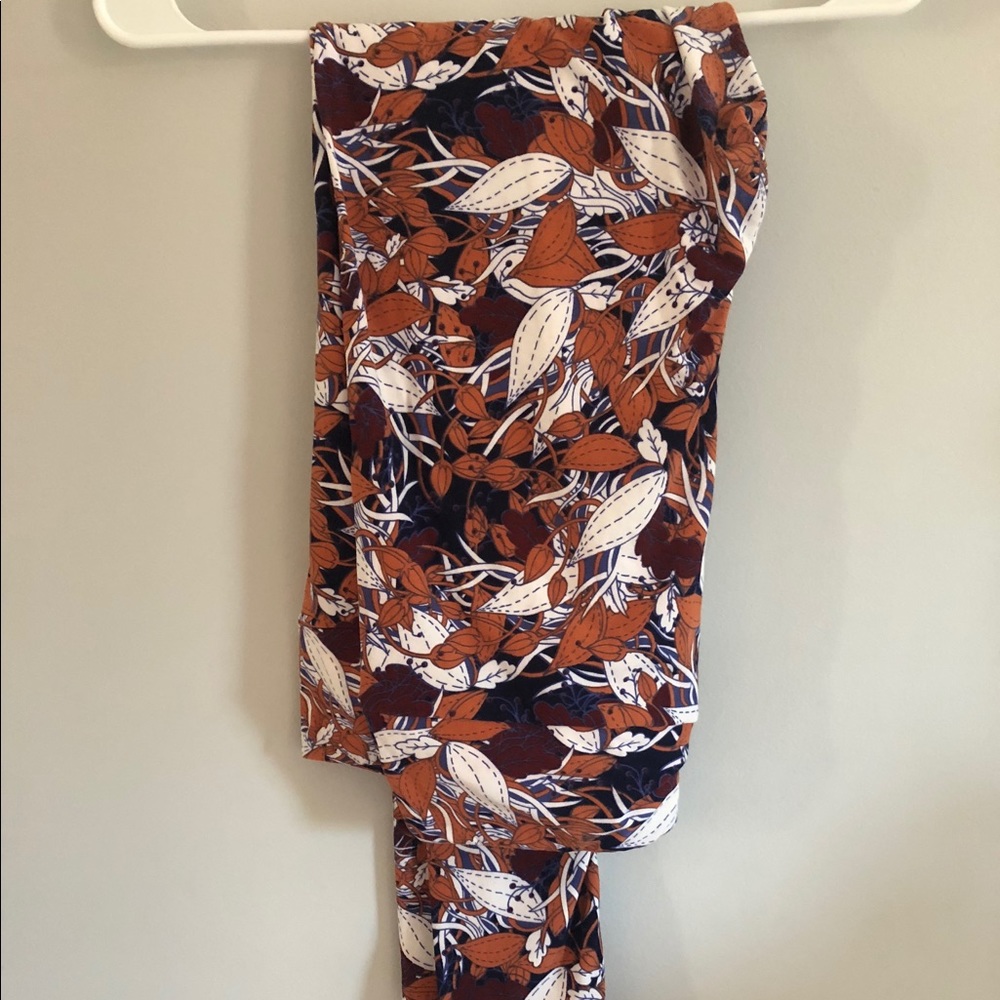 Lularoe Tall and Curvy leggings